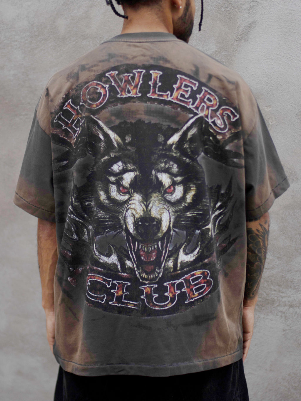 WOLVES CLUB TEE [CHARCOAL]